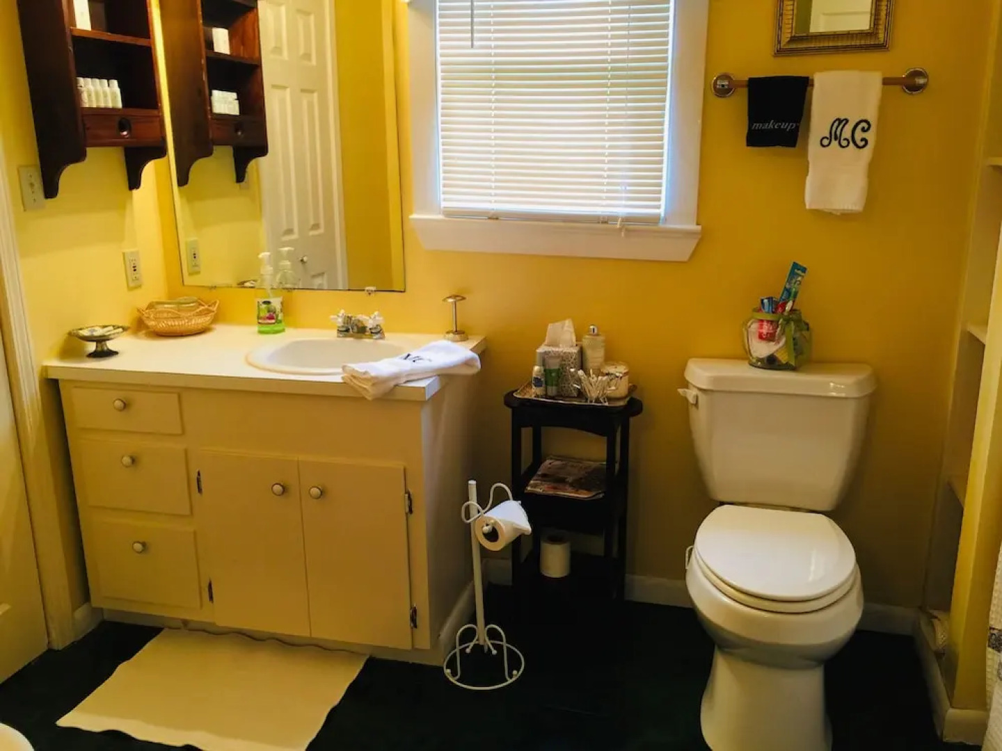 Magnolia Cottage Bed and Breakfast