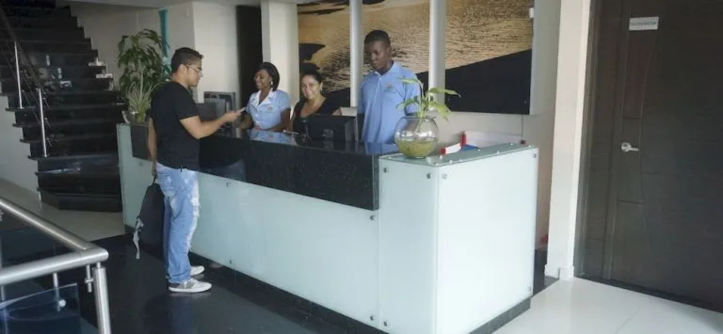 Hotel Balcones De La Bahia