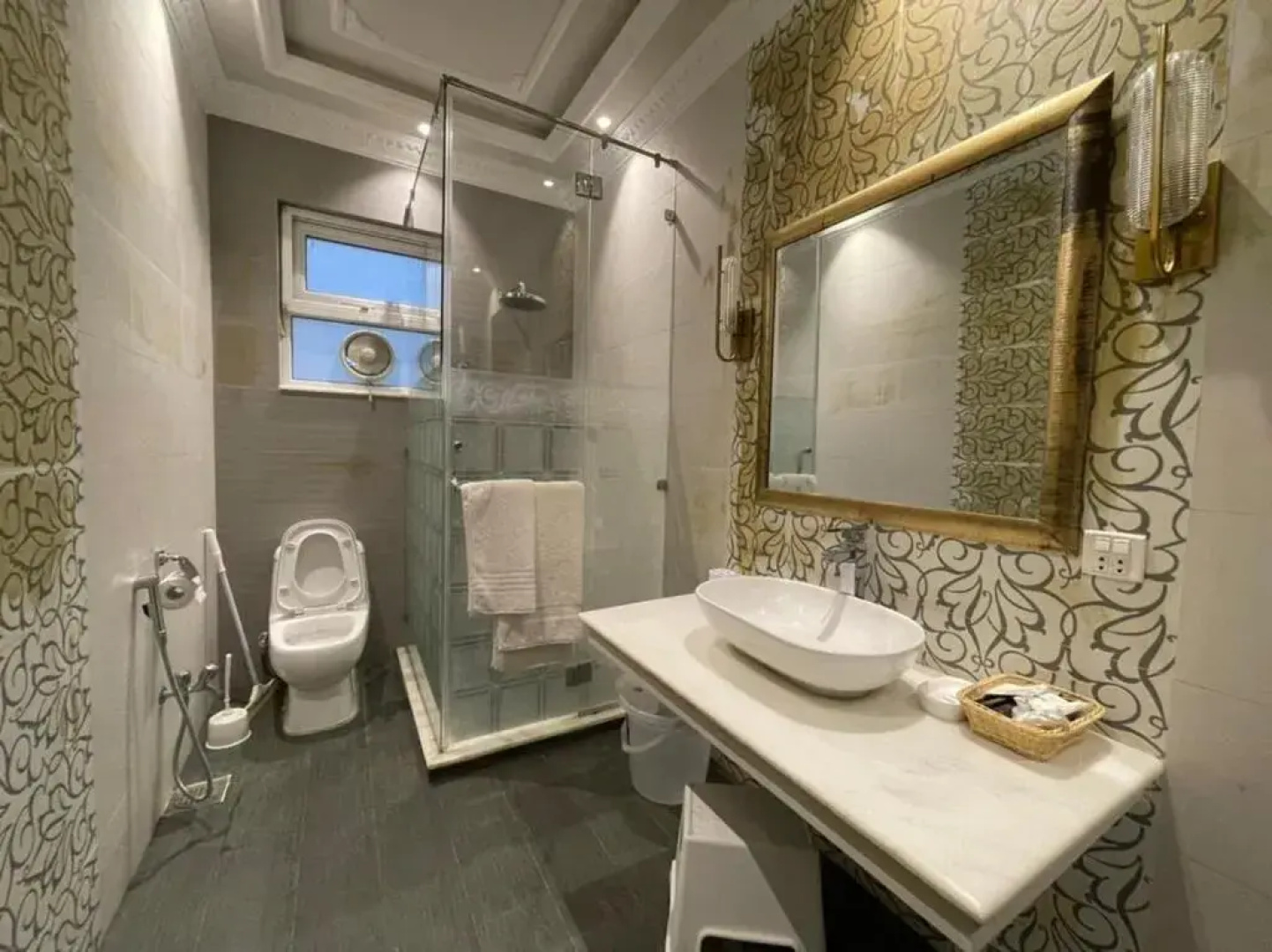 Arish Luxury Suites