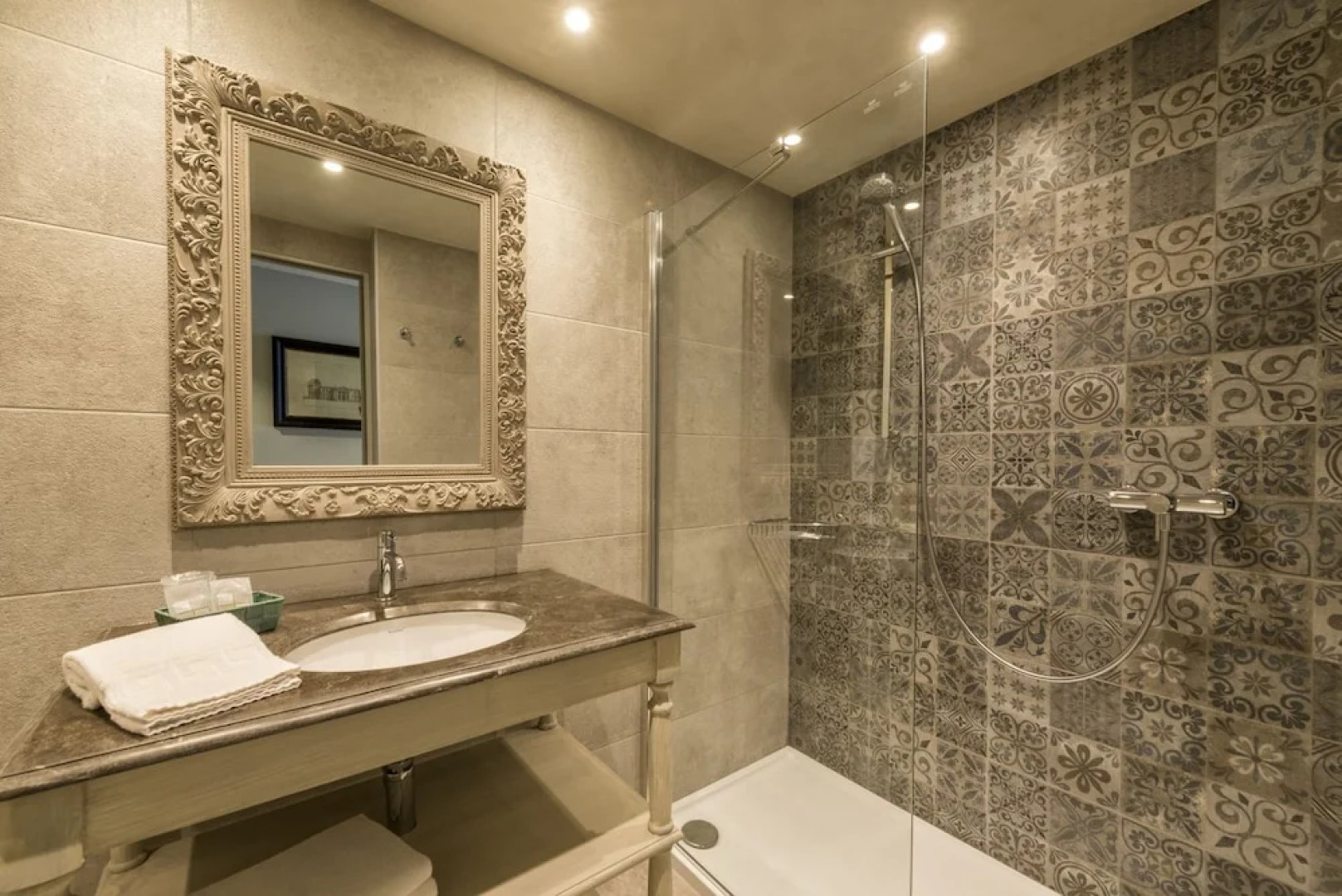 Nouvel Hôtel du Commerce