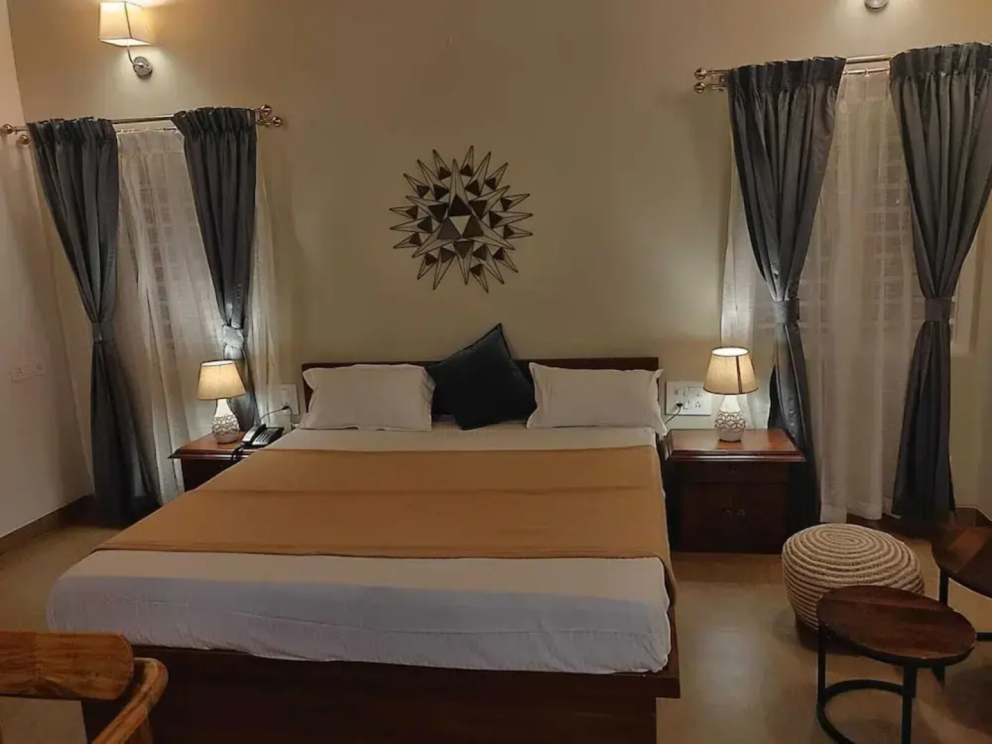 Elegant Holiday Homes