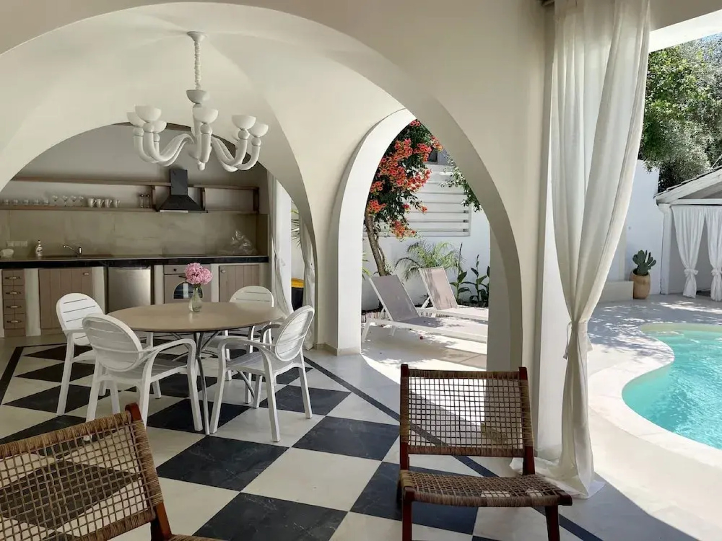 Byblos Aria-The Seaside Luxury Villa