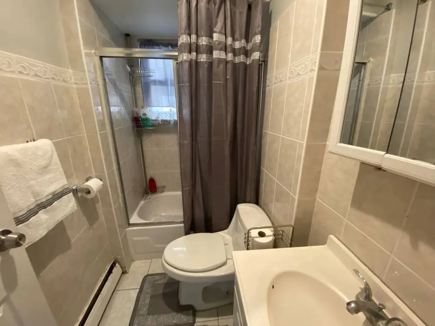 1 Lovely 2 Bedrooms Rental in West New York Nj