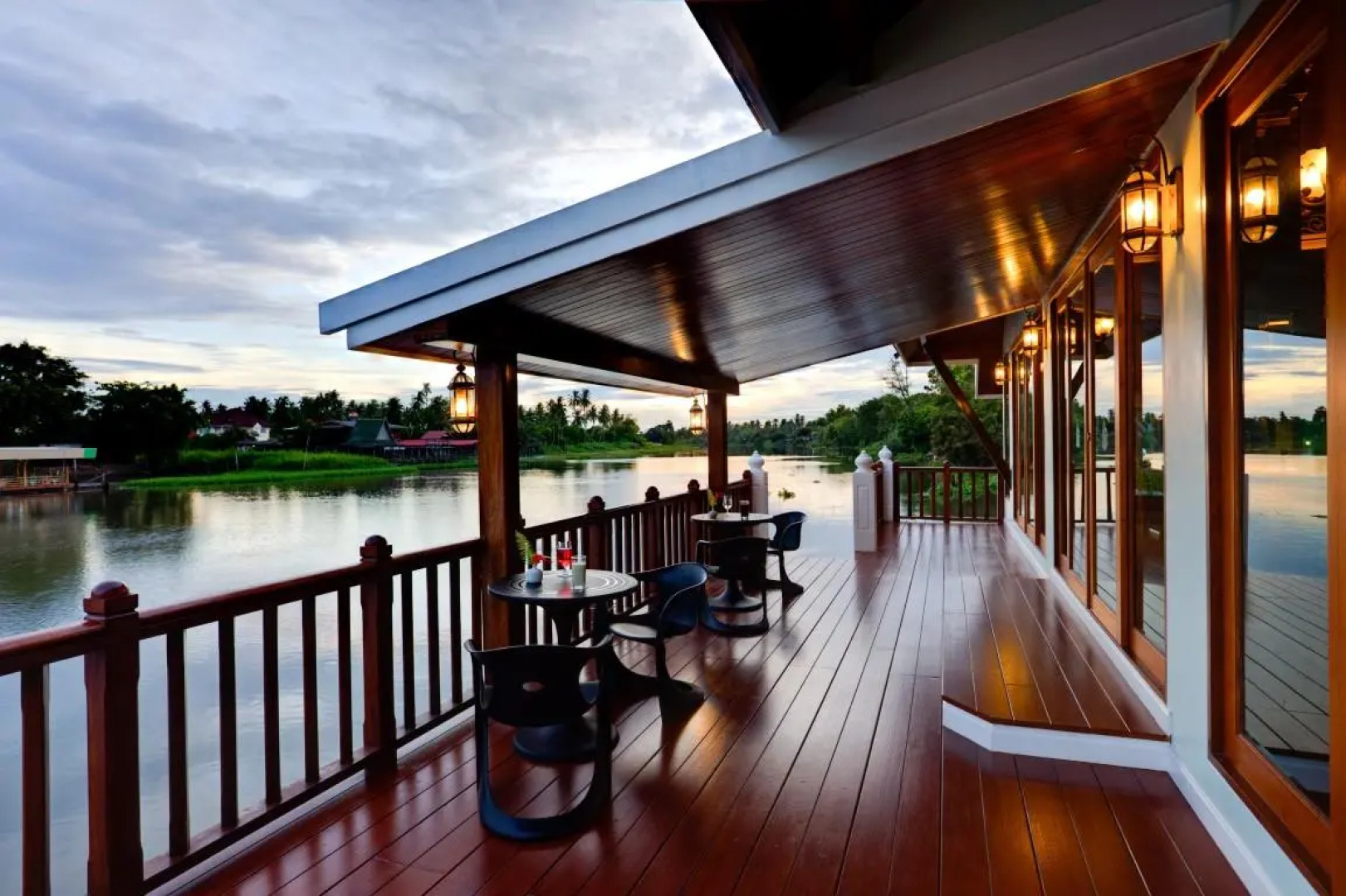 RK Riverside Resort & Spa