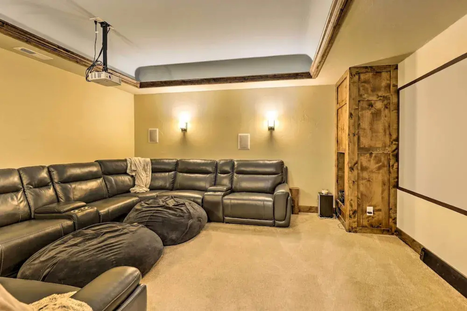 Game Room & Hot Tub: Luxe Grand Lake Retreat!