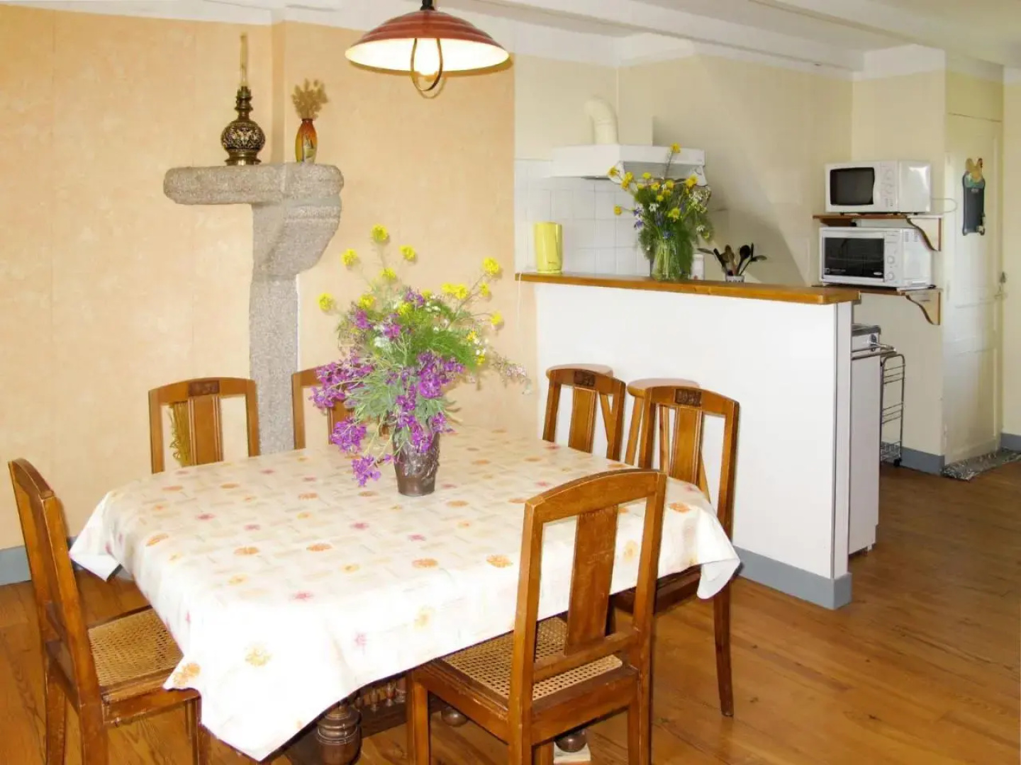 Holiday Home La Ferme du Manoir - RVI400