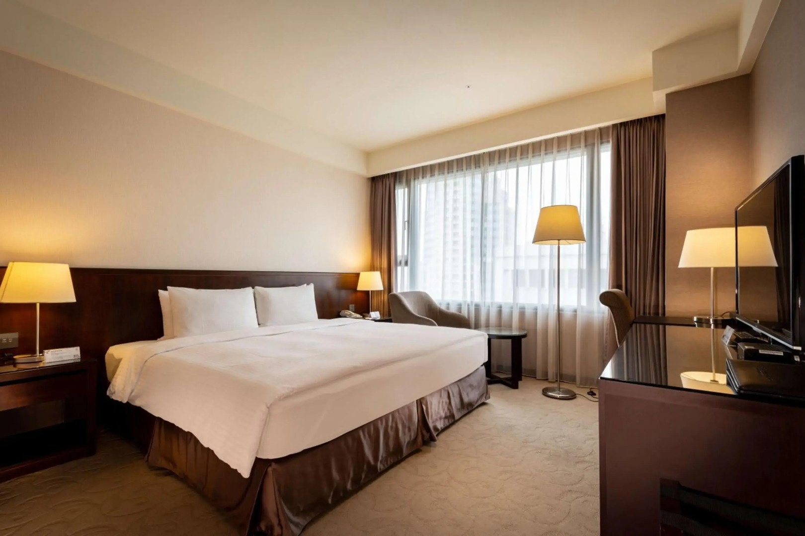 CHECK Inn Taichung LaiLai