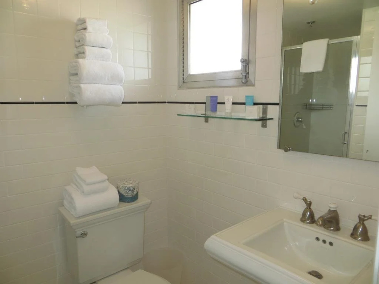 The Greens Hotel - Del Paso Blvd