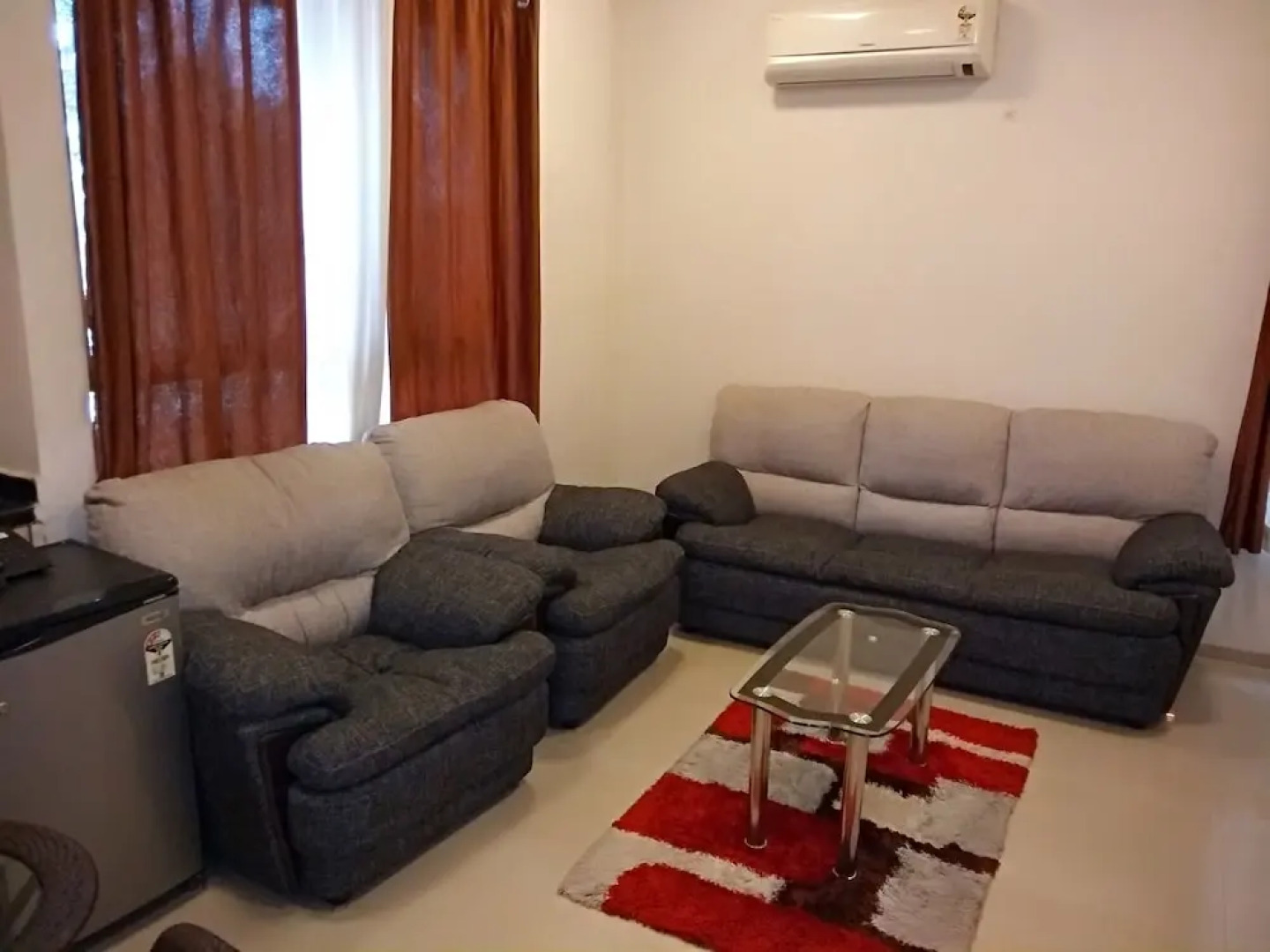 Radhika Inn (All Suite Hotel)