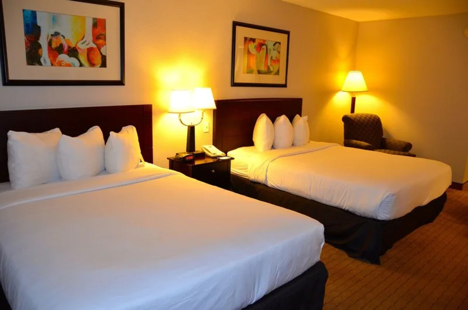Holiday Inn Express & Suites Prospect Heights