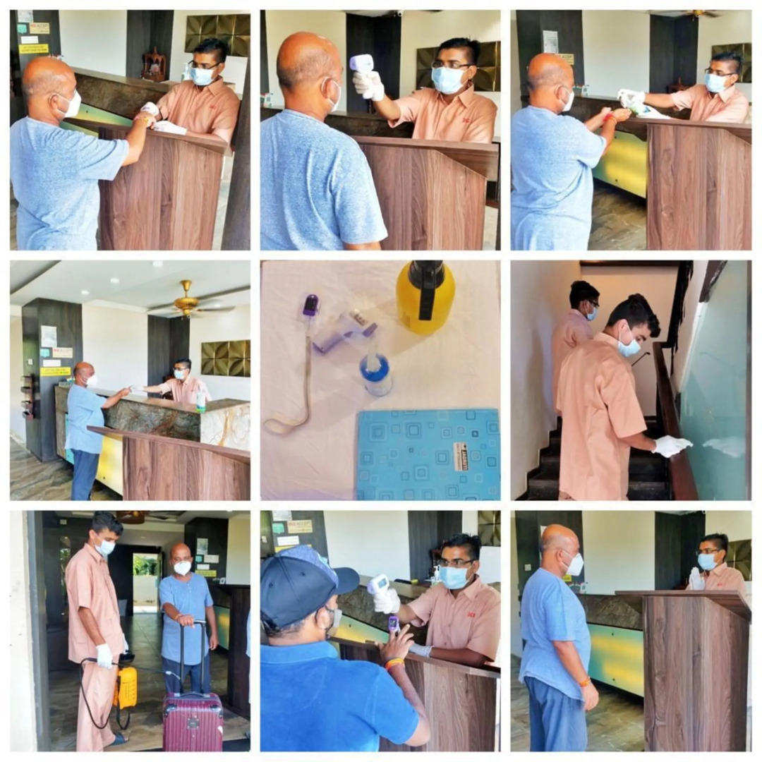 Resort De Crossroads