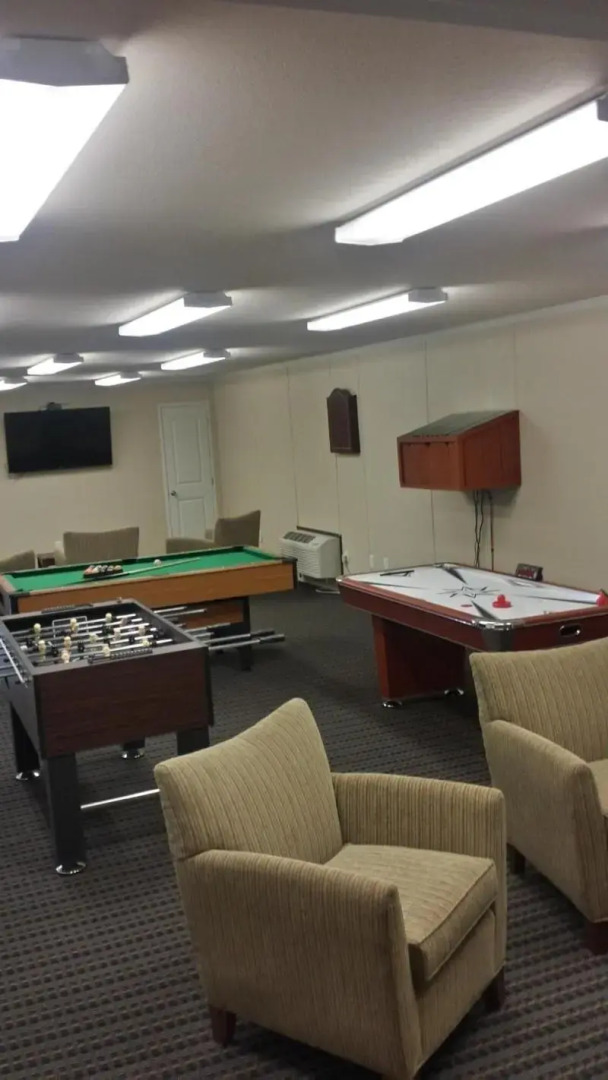 Instalodge Hotel And Suites