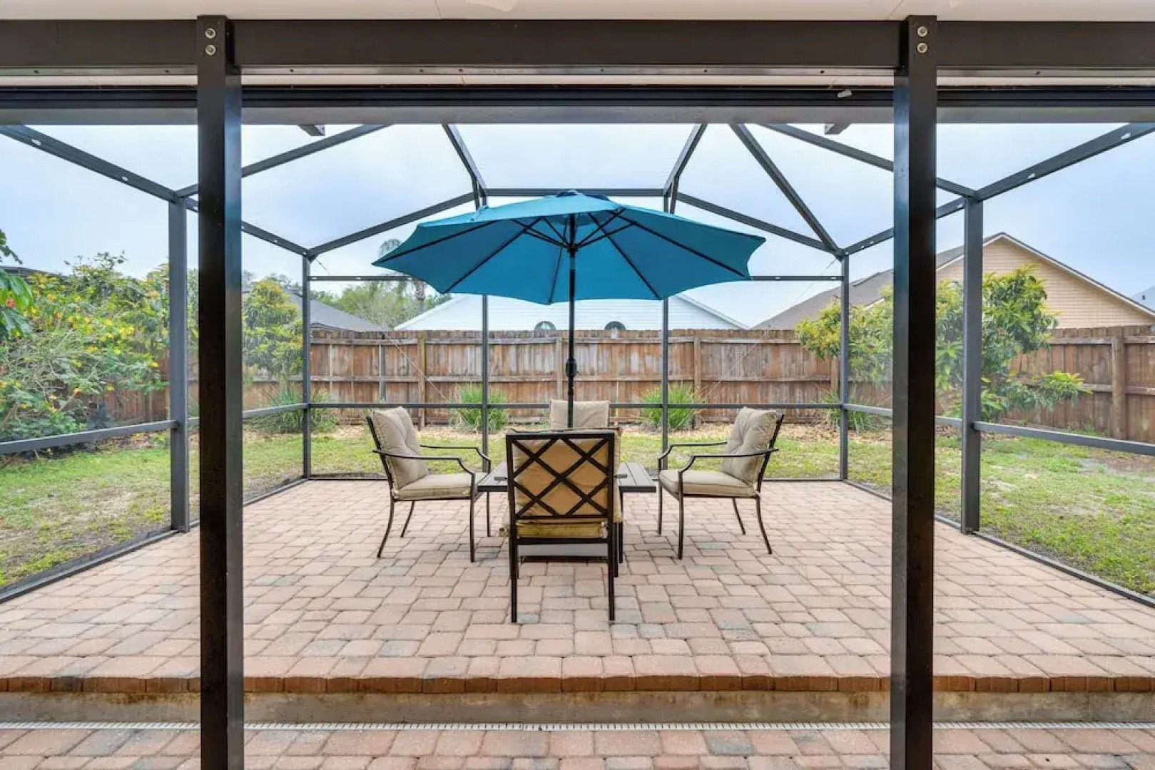 Lovely Florida Retreat w/ Lanai: 5 Mi to Riverwalk