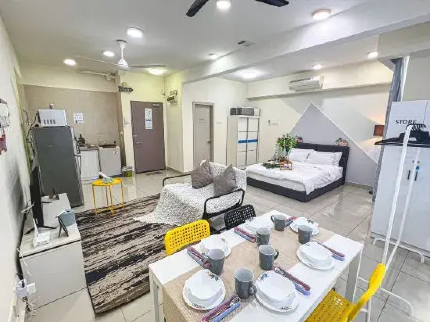 Serdang, Near Mrt & Apu & Pavilion BJ, 1-6Pax