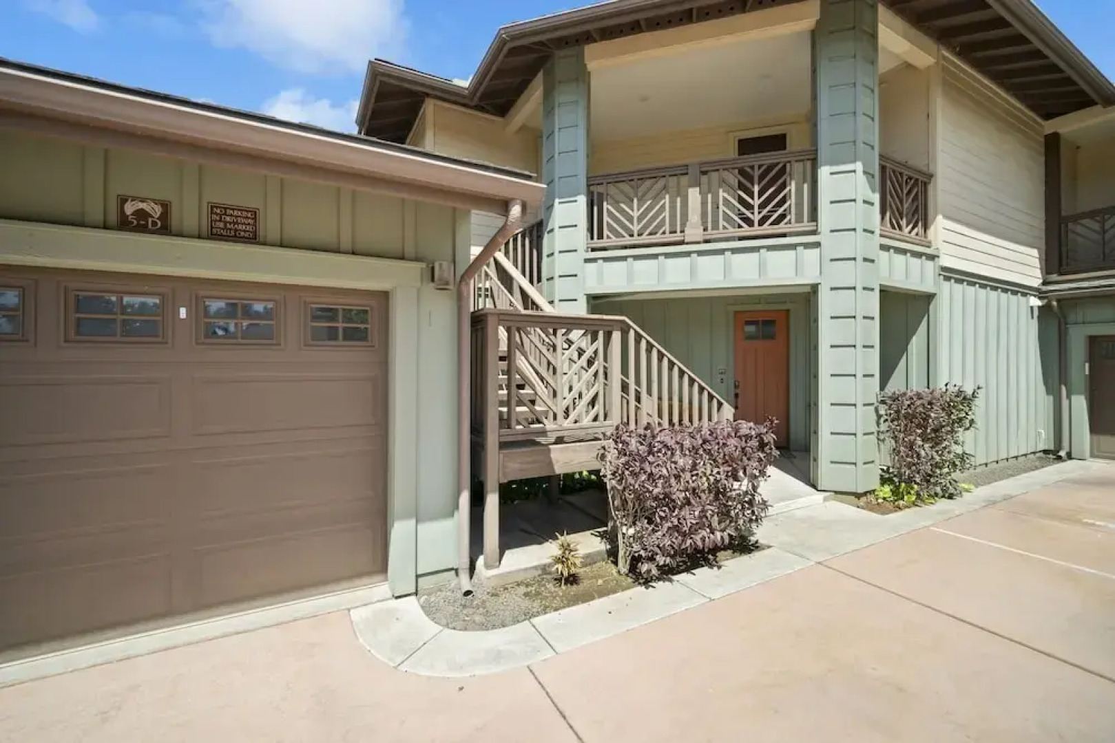 Pili Mai 5d 3 Bedroom Condo by RedAwning