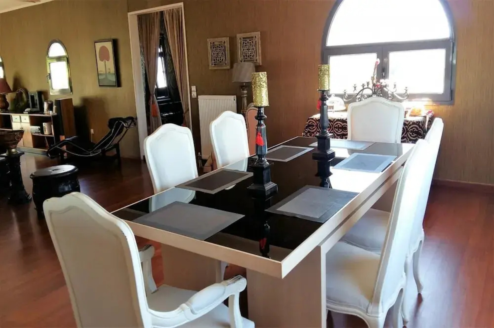 Pool Villa Vravrona Tower