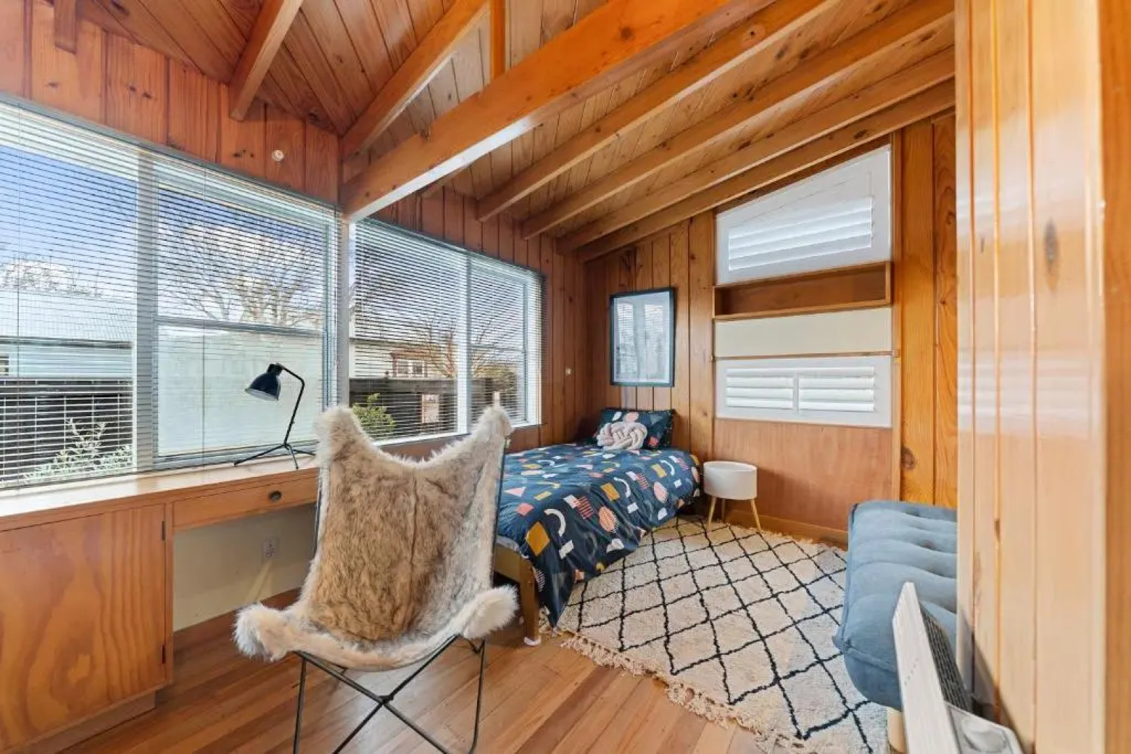 The Walnut Tree House - Martinborough Holiday Home