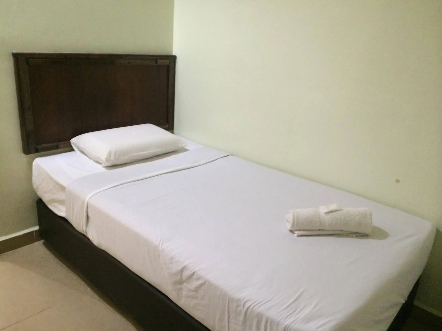 OYO 1190 Nice Stay Hotel