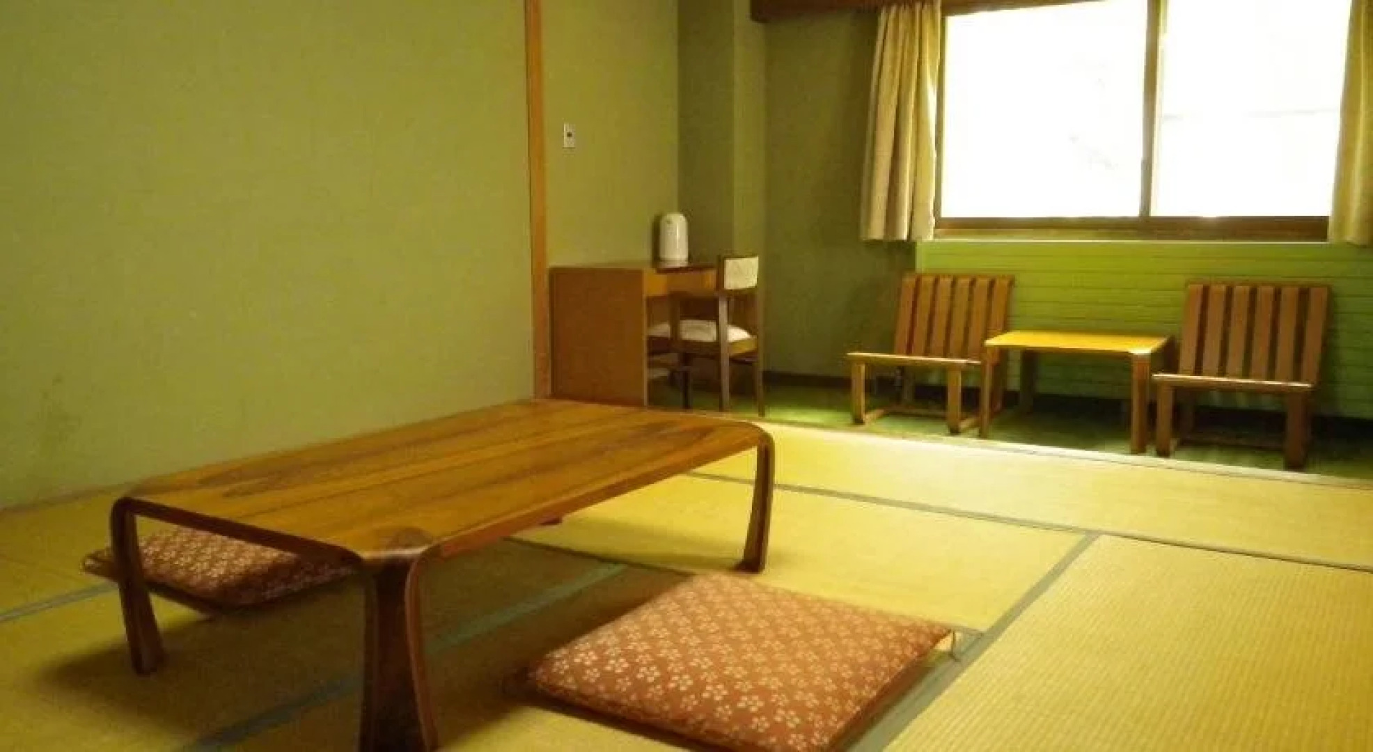 Hotel Astoria (Nagano)