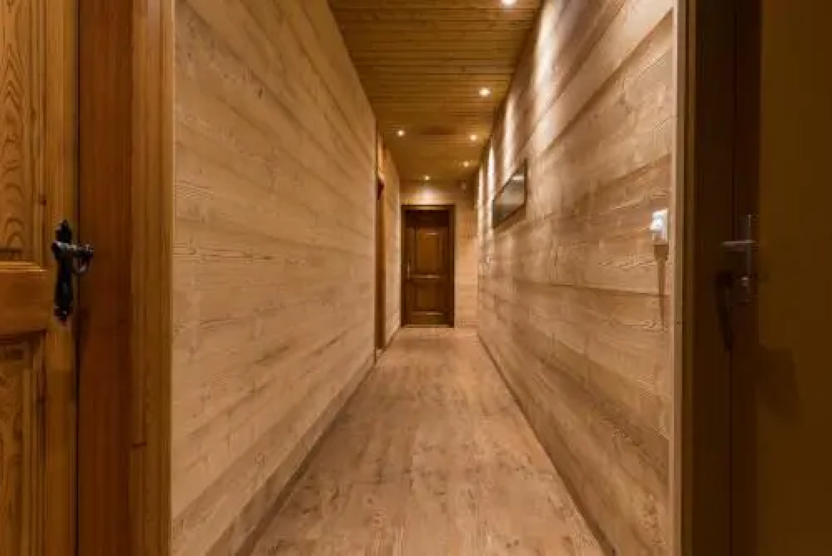 Swiss Chalet-Style Hotel Walliser Spycher