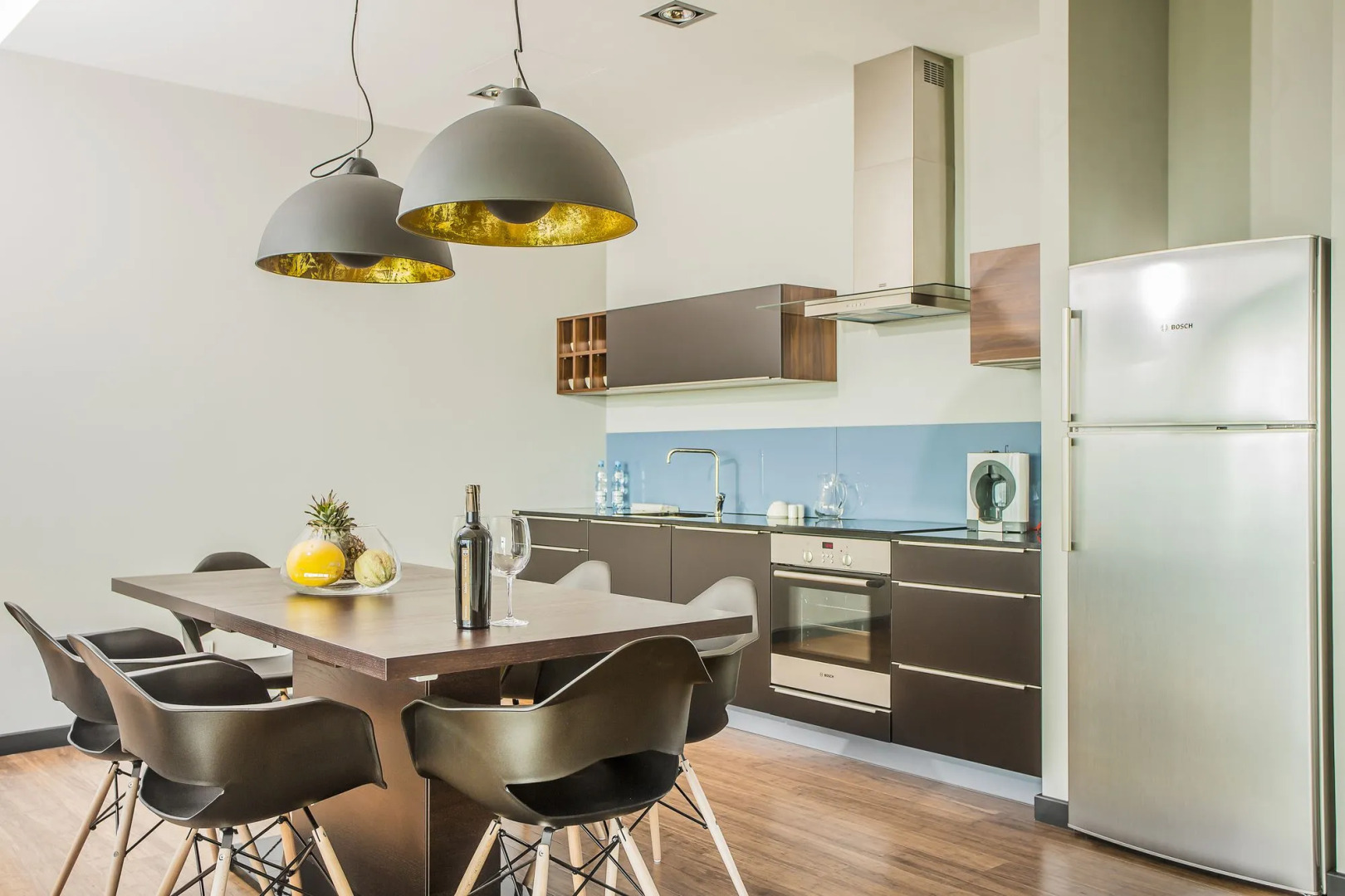 40th+ Floor Luxury Apartments in Sky Tower