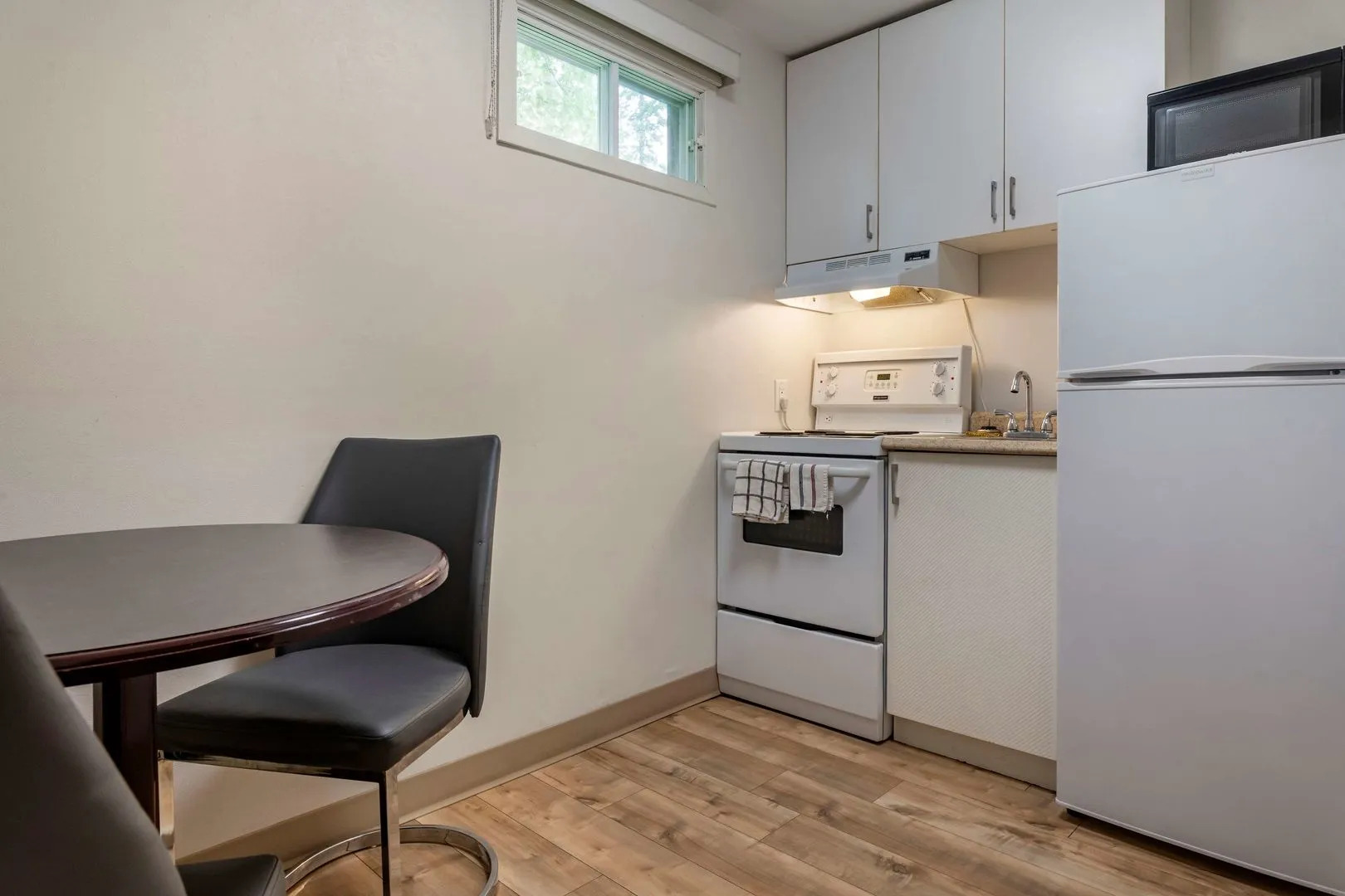 Danny’s Hotel Suites, SureStay Collection by Best Western