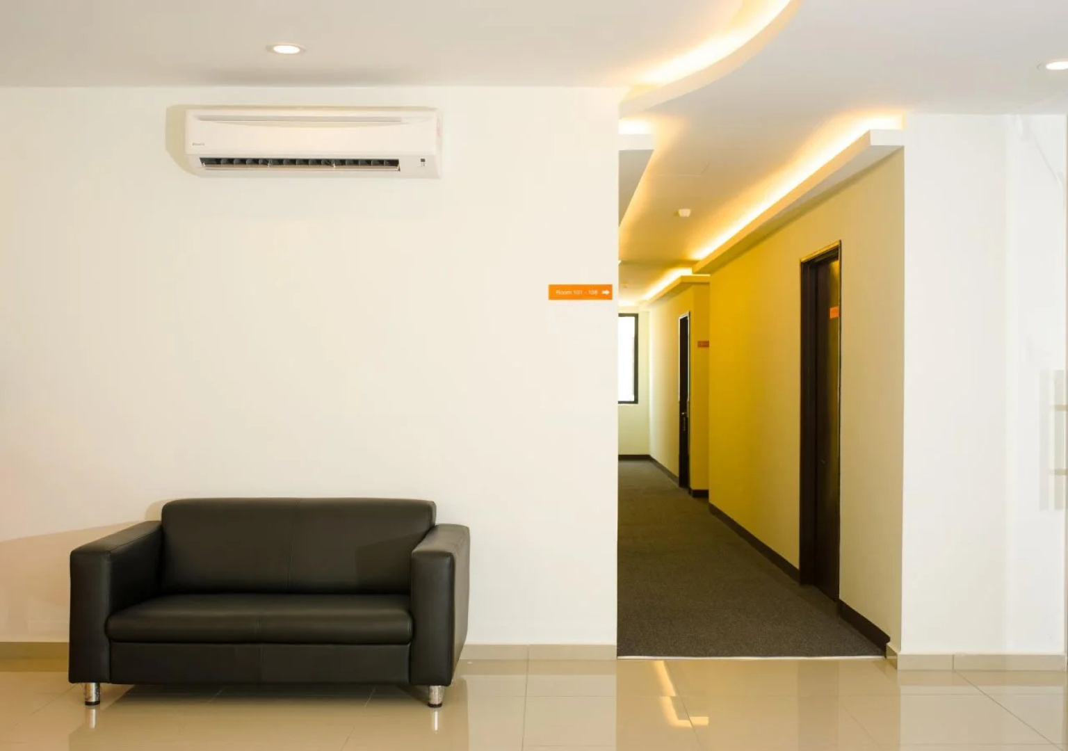 1 Orange Hotel Sungai Buloh
