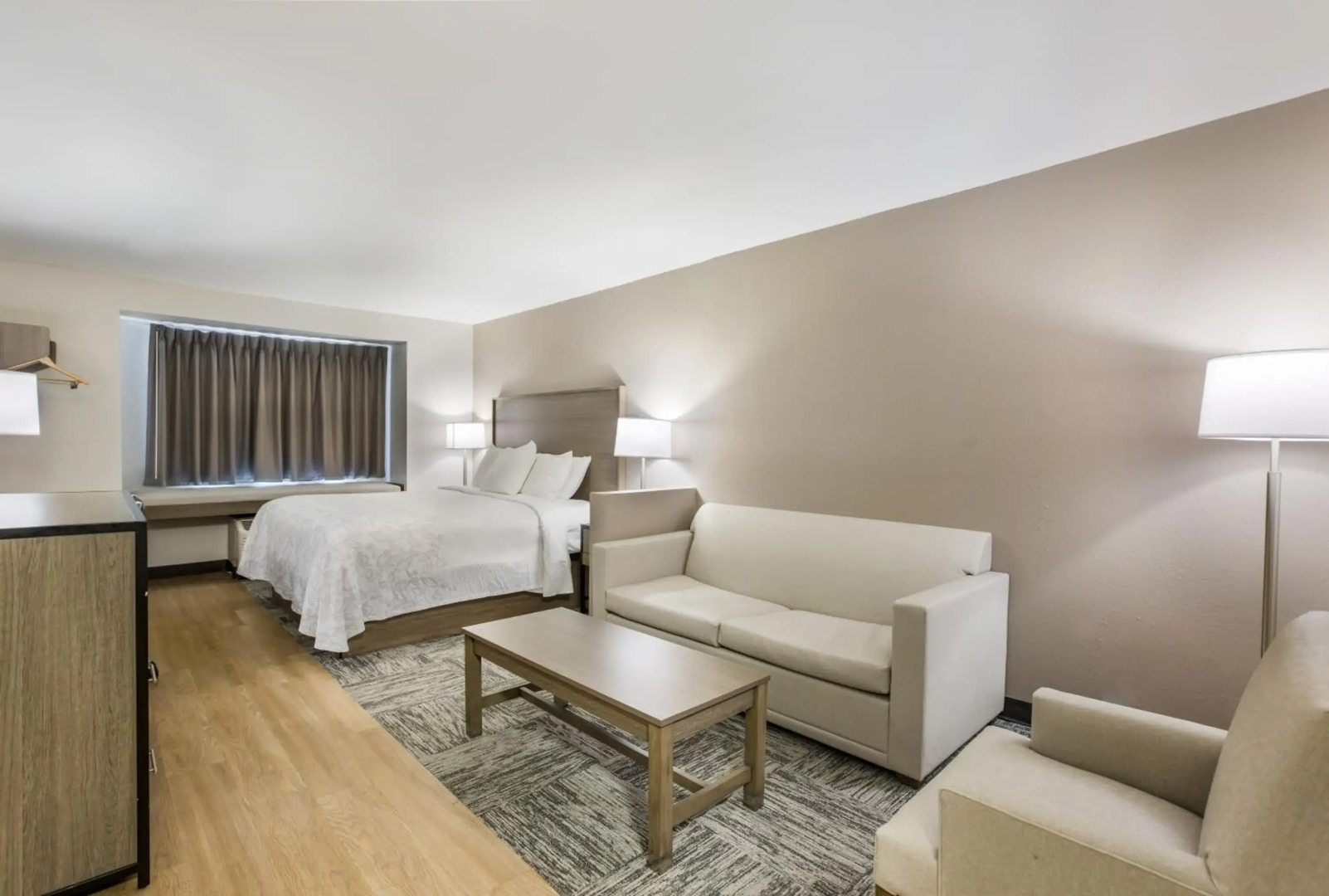 Red Roof Inn PLUS+ & Suites Savannah - I-95