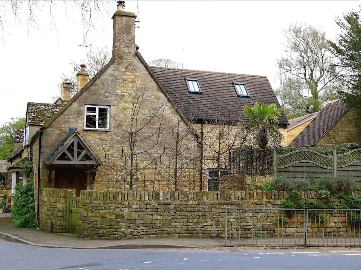 1 Church Cottages, CHIPPING CAMPDEN