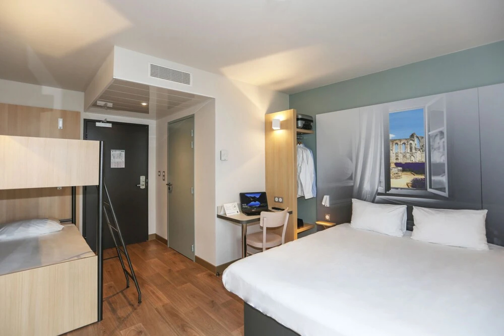 B&B Hotel Les Herbiers