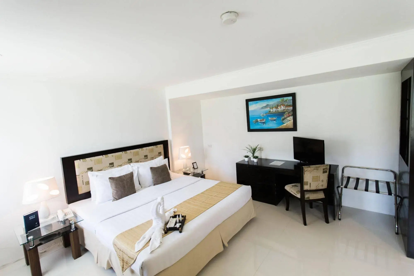 Subic Bay Peninsular Hotel