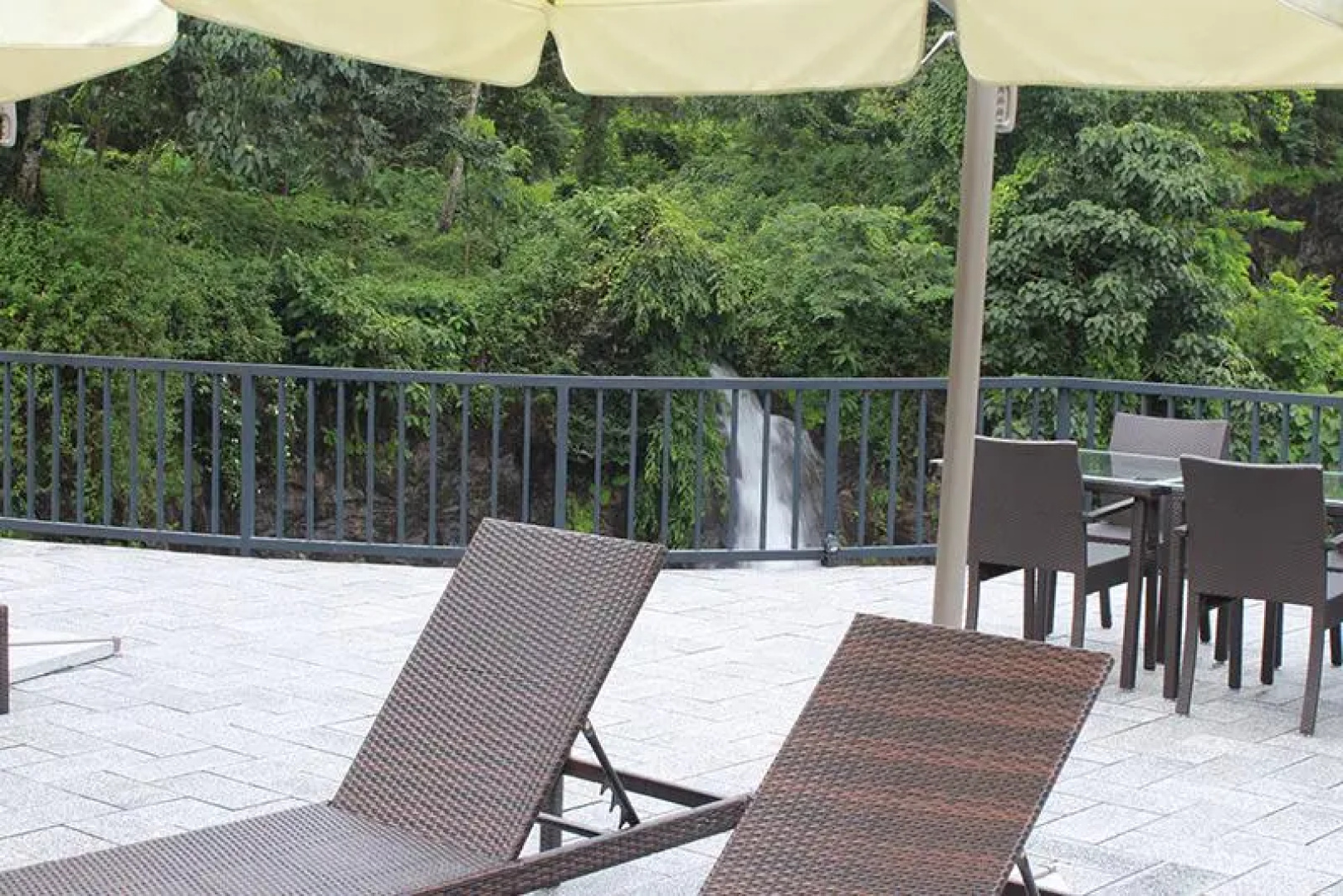 Athirappilly Green Trees Resort