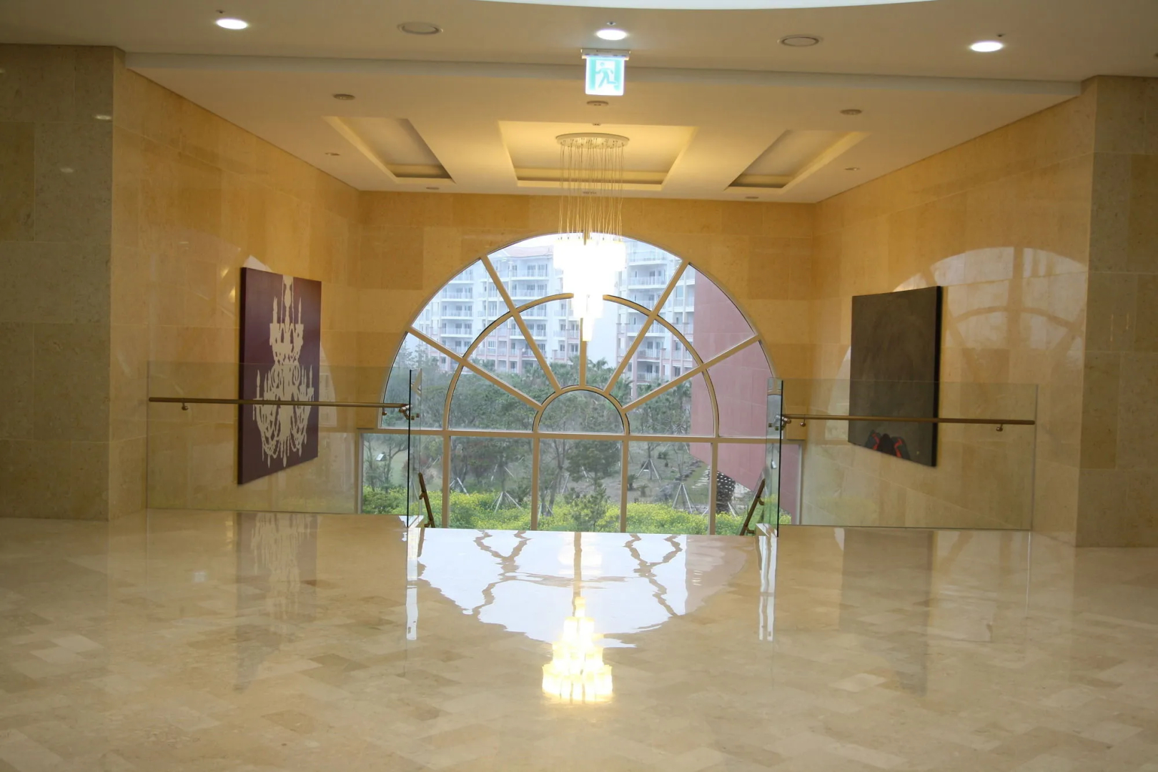 Raon Hotel & Resort