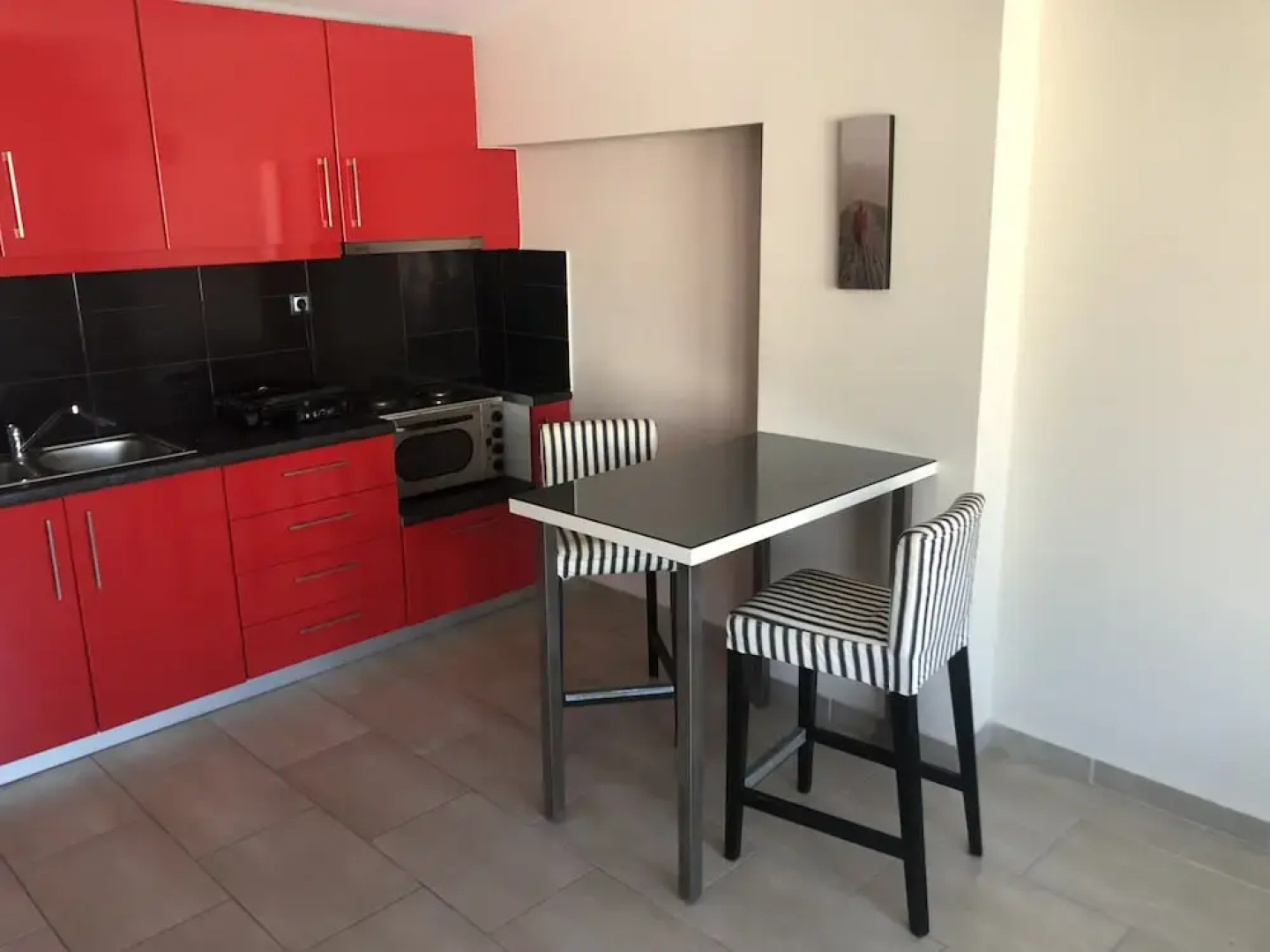 Roomotel Apartments