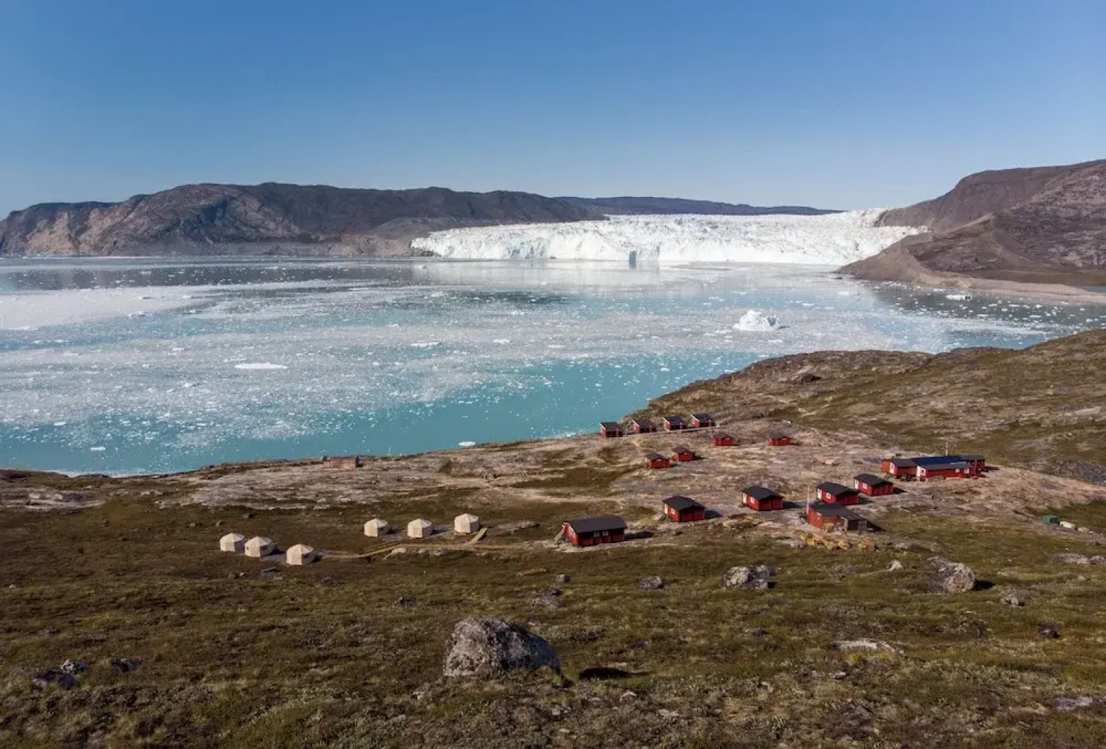Eqi Glacier Lodge - World of Greenland