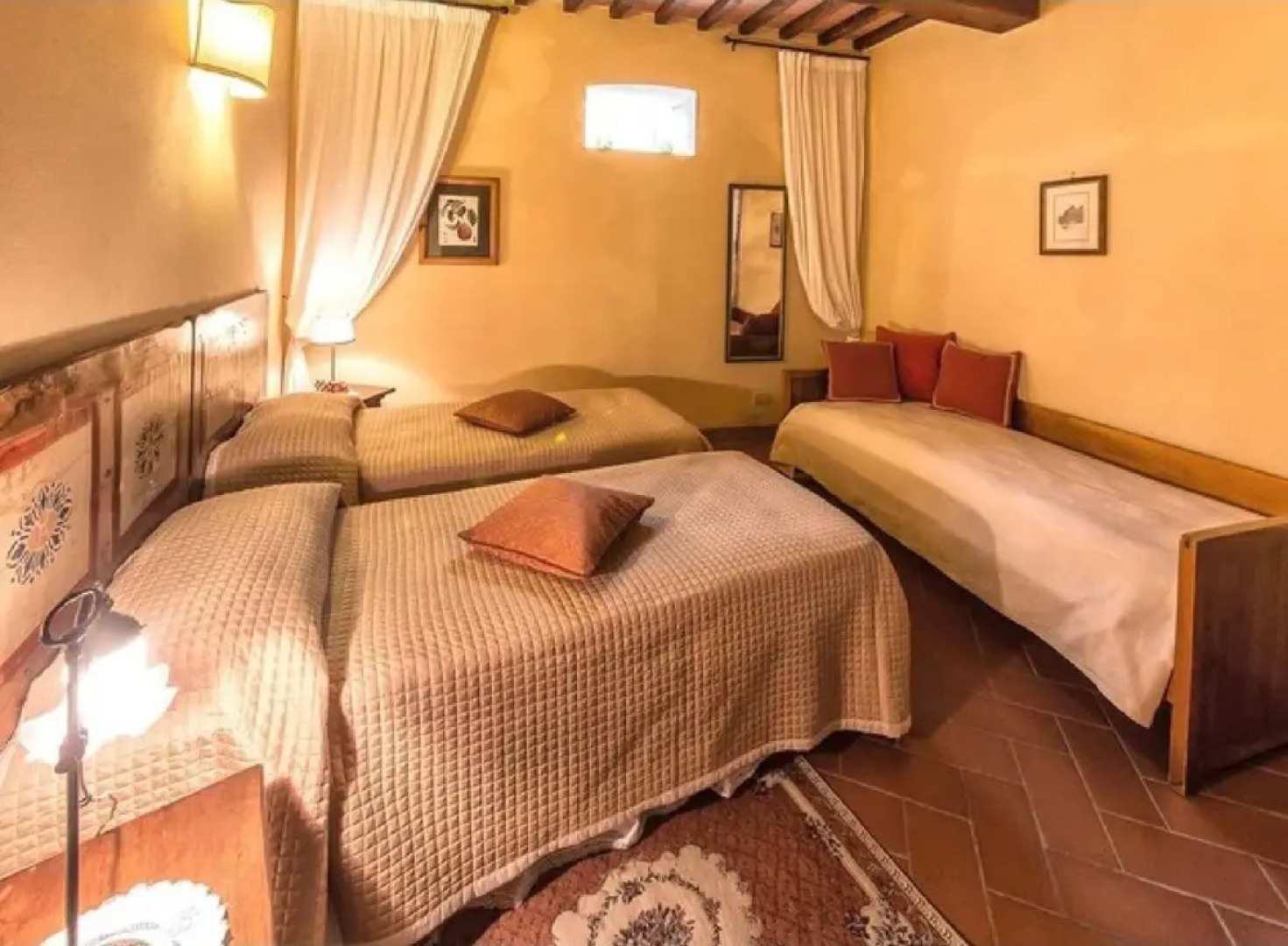 Apartment in Tuscany With Pool & Garden