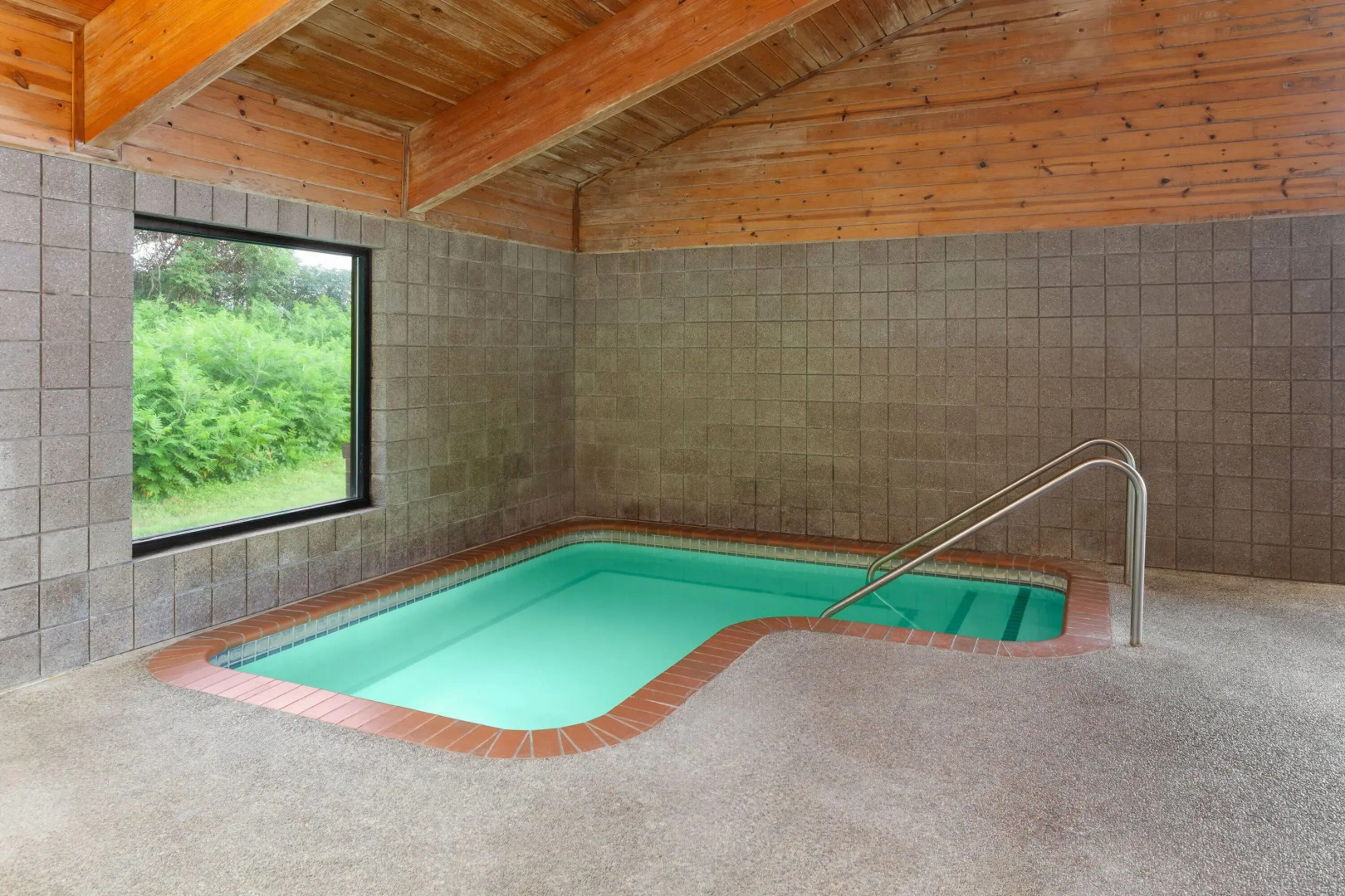 AmericInn by Wyndham West Salem