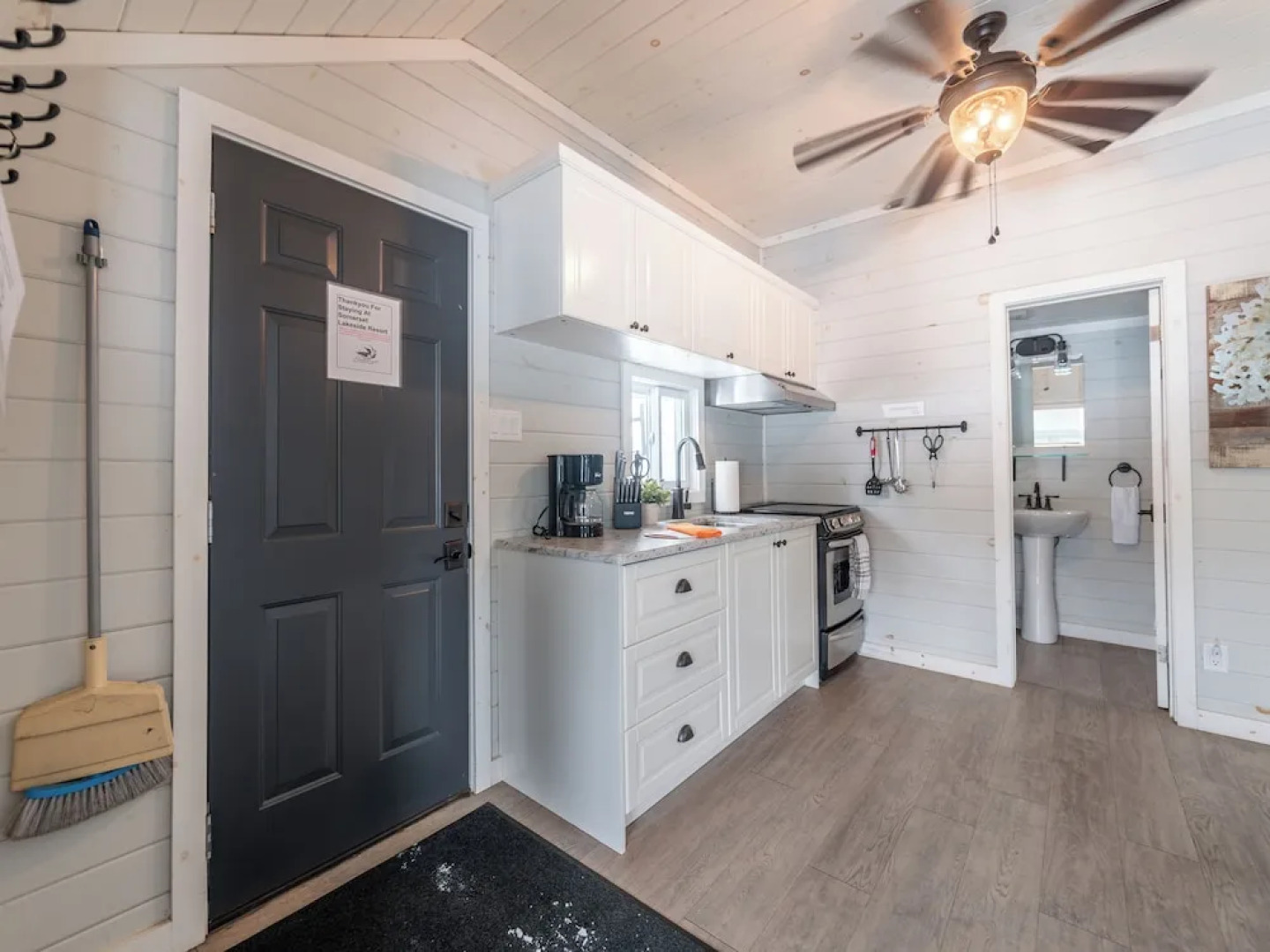 Somerset Lakeside Resort