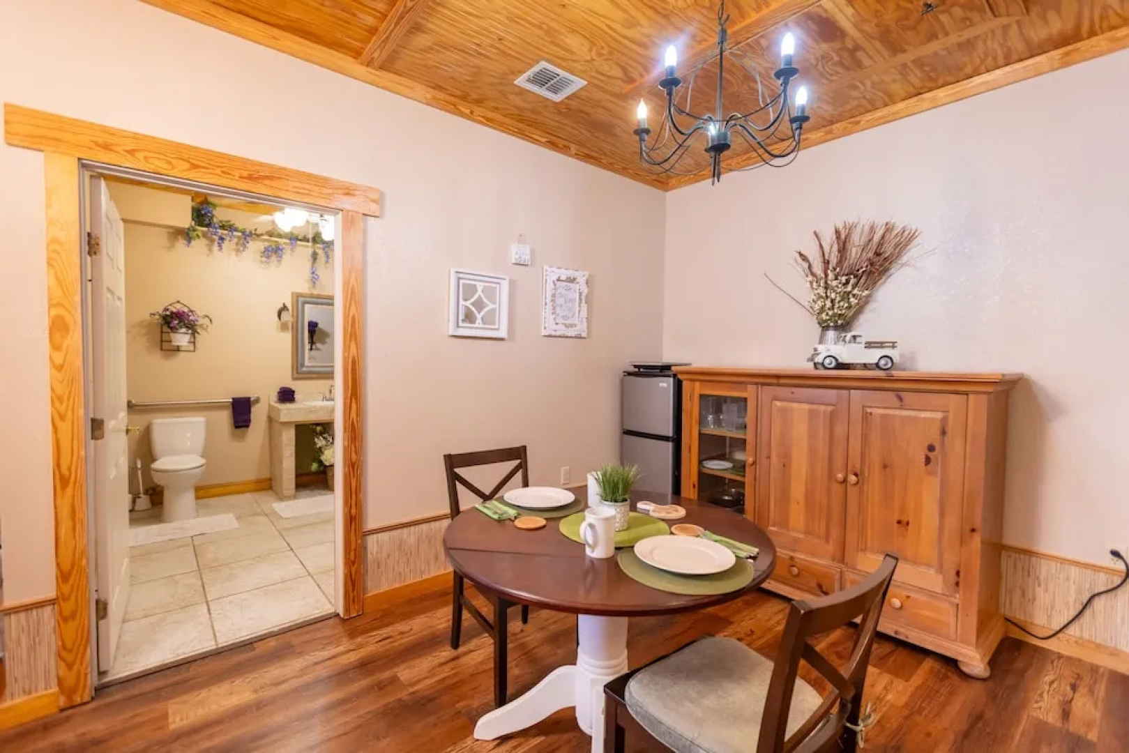 Mystic Hill Suites