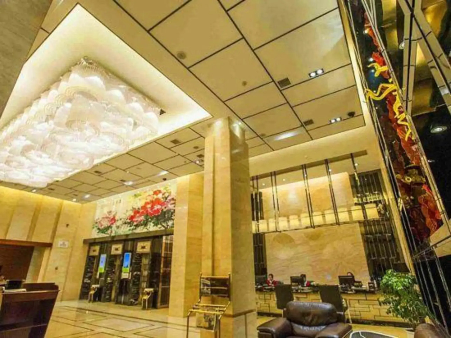 Shen Long Media Hotel