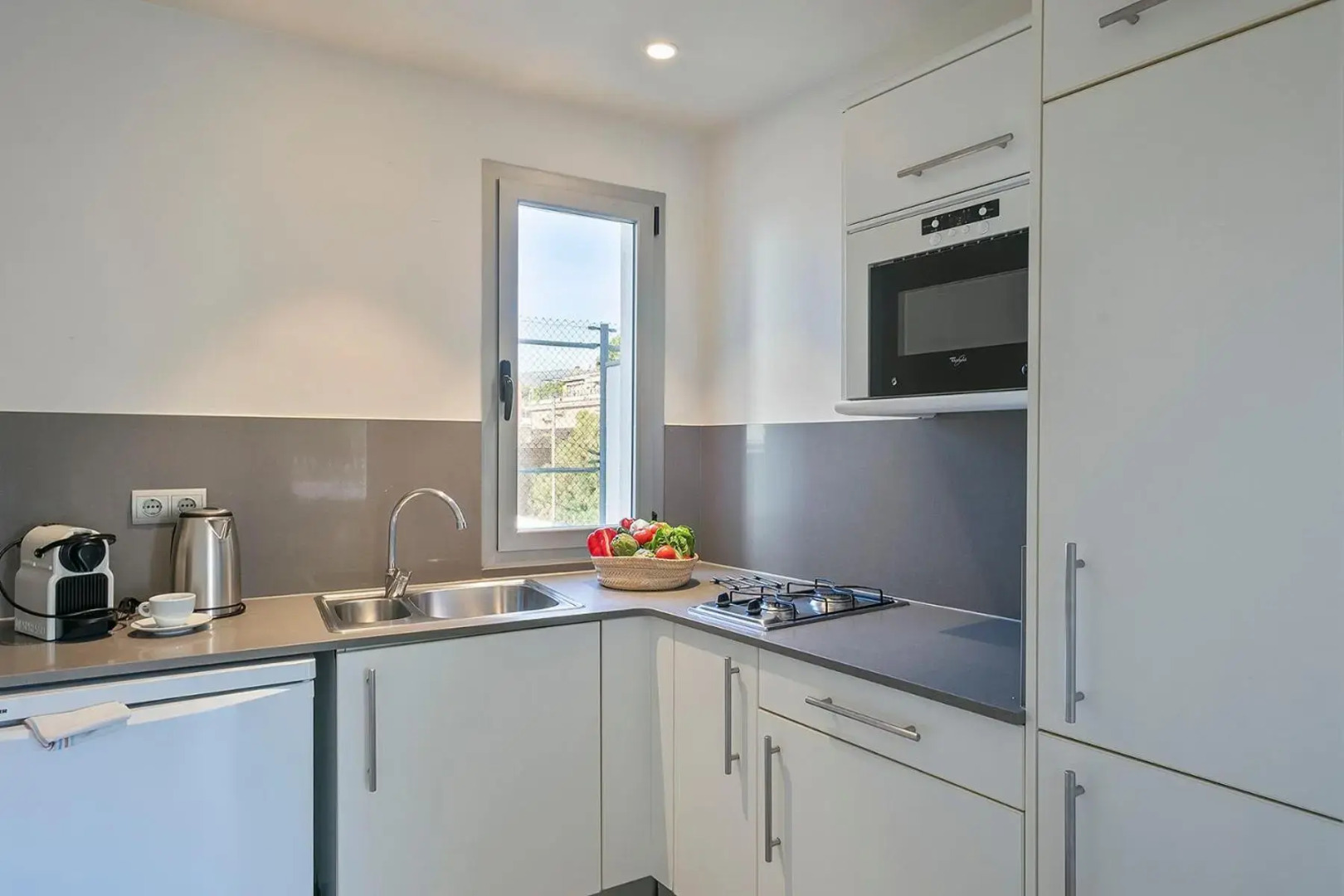 Castellmar Apartments