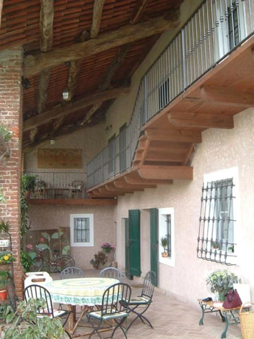 Apartment With 2 Bedrooms in Carrù, With Enclosed Garden - 45 km From