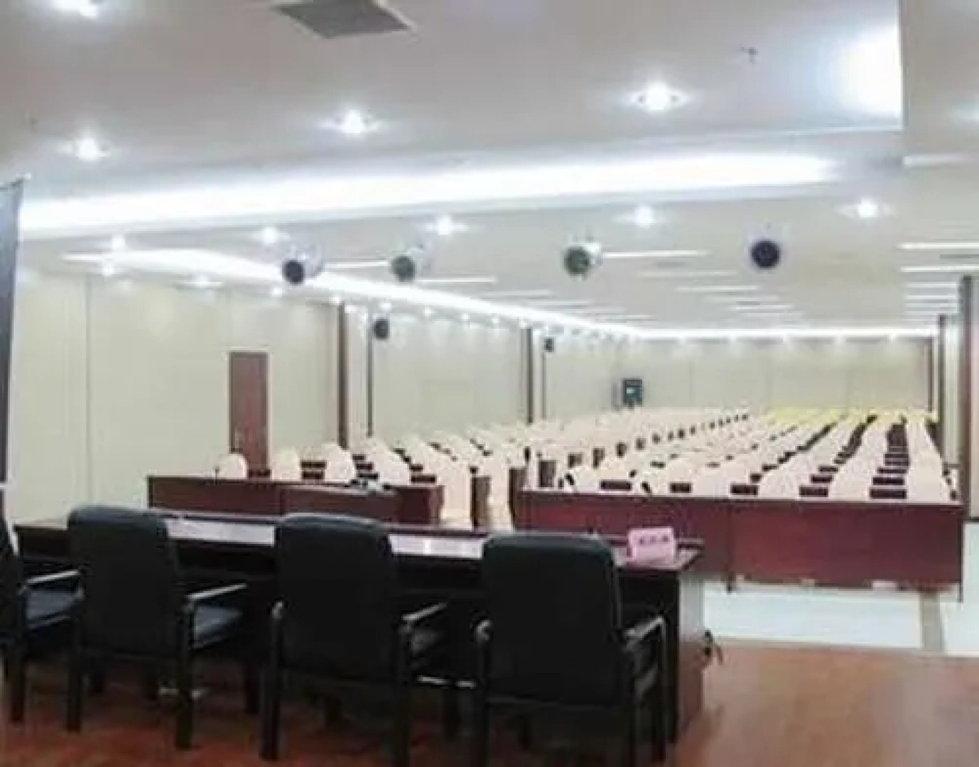 Ti Yu Zhi Jia Hotel - Qingdao