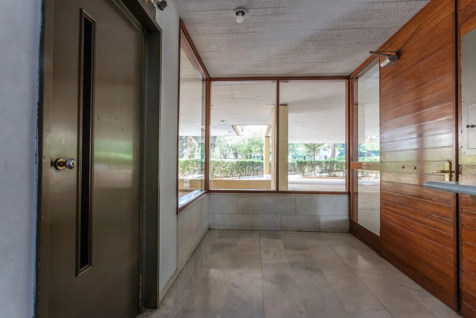 Modern ParkView 2bdr