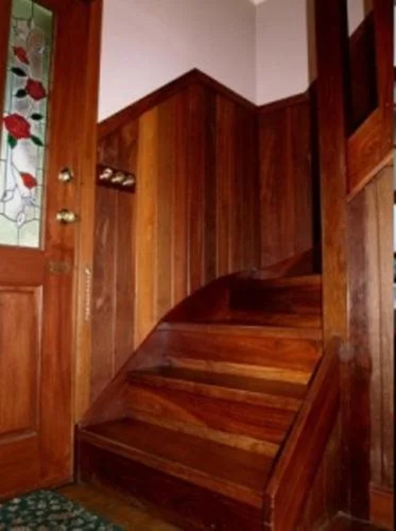 Pemberton Old Picture Theatre Holiday Apartments