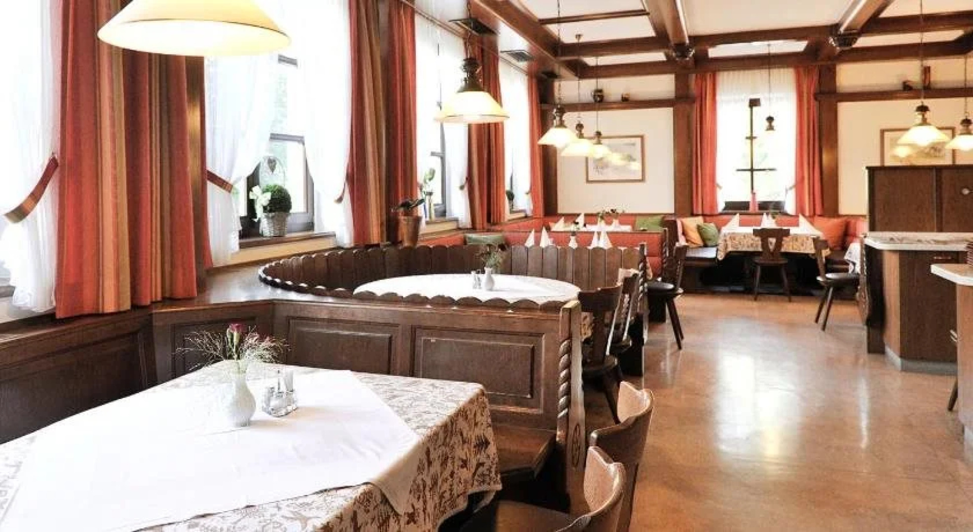 Eisenbocks Strasser Hof