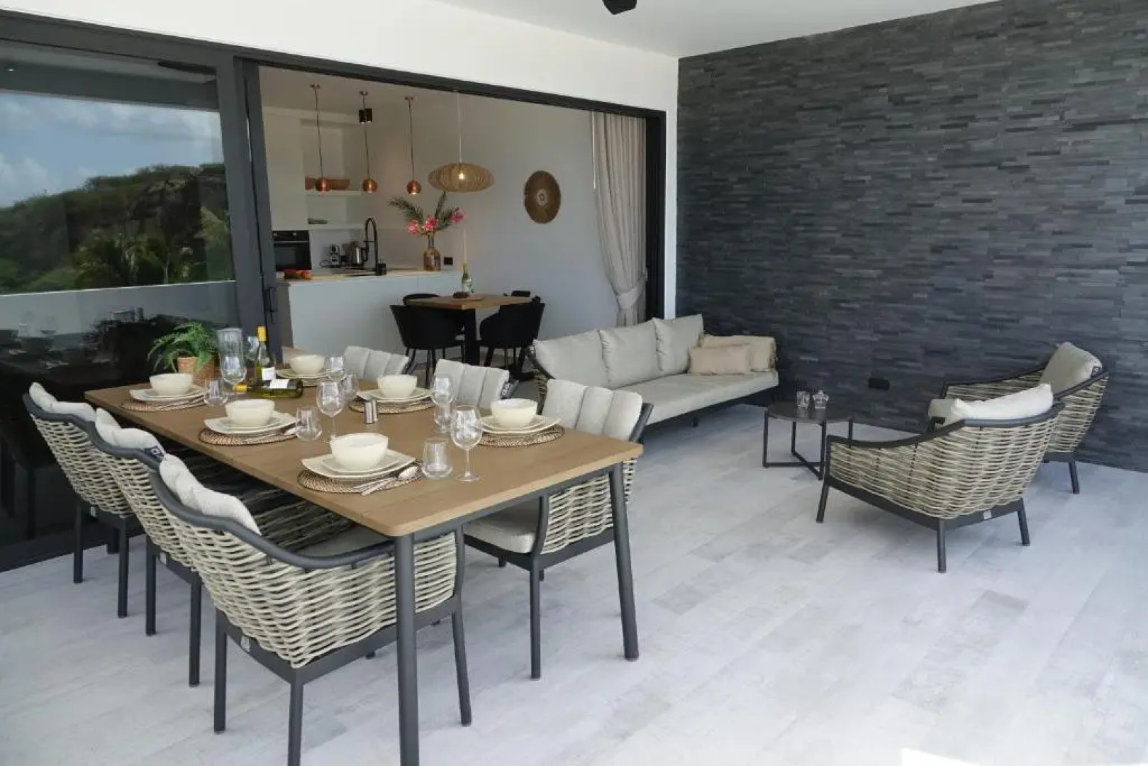 The Reef 28 Blue Bay Curacao