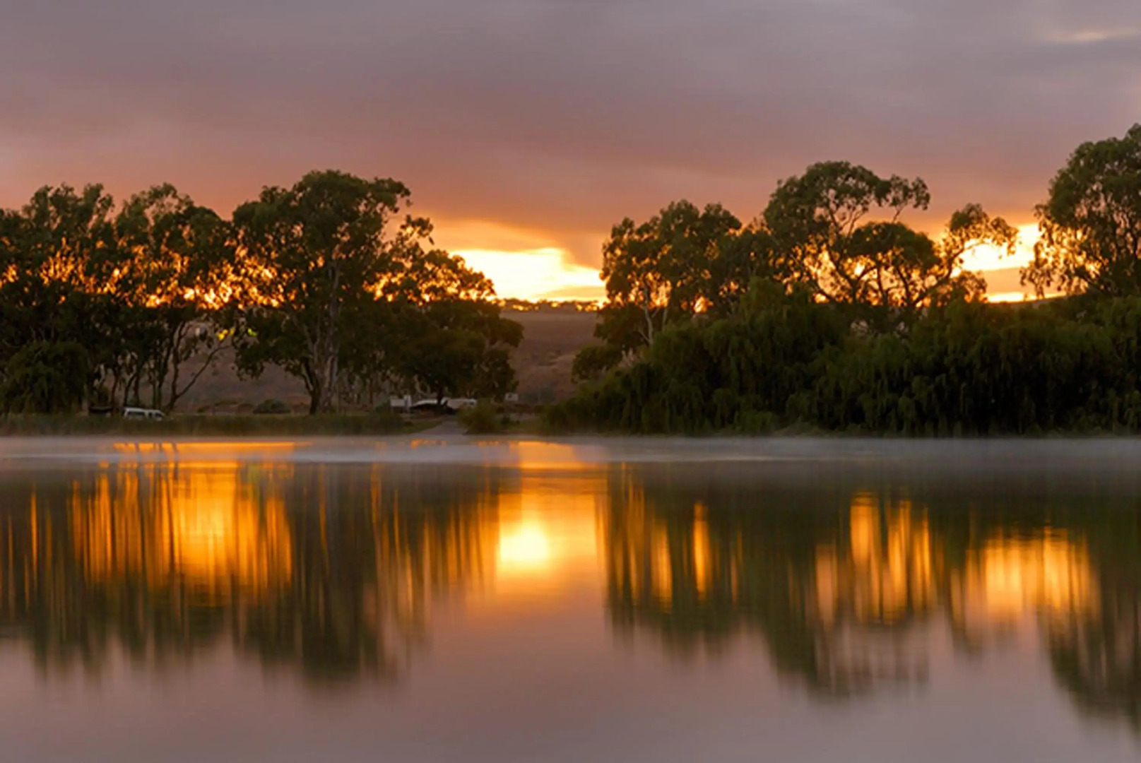 Romantic Getaways at Riverview Rise Retreats