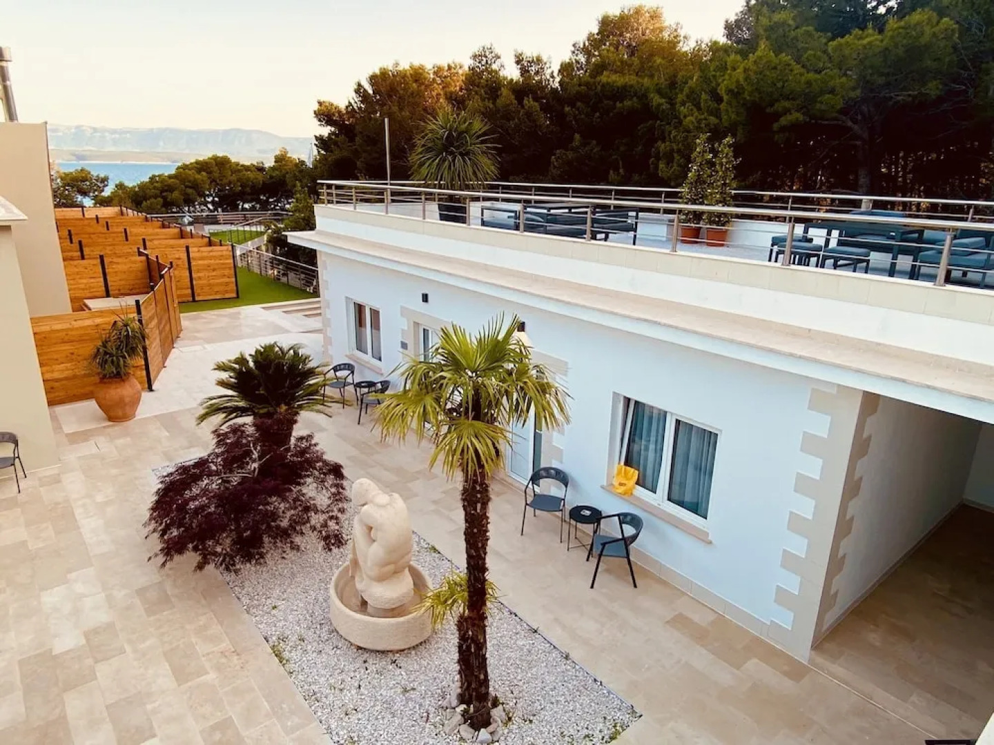 Zlatni Rat Beach Hotel