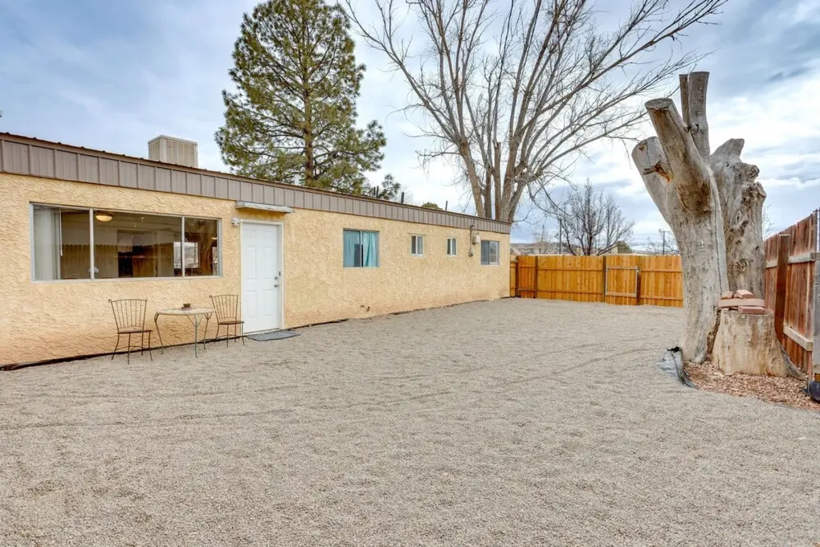 Farmington Family House: 4 Mi to Lake!